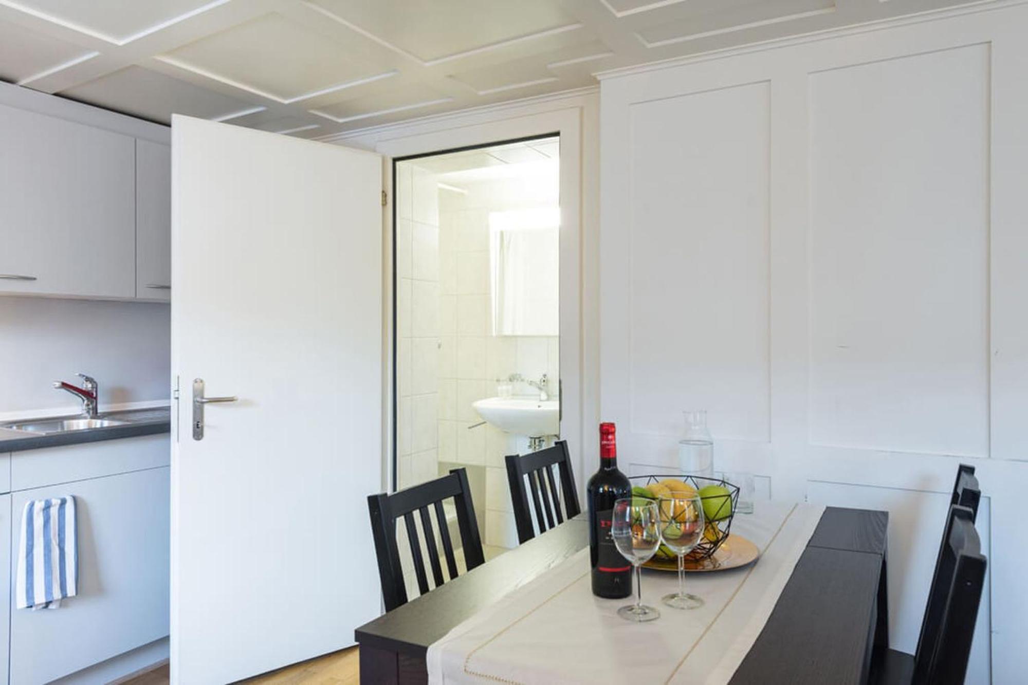 Hitrental Zeughausgasse - Apartment ซูก ภายนอก รูปภาพ