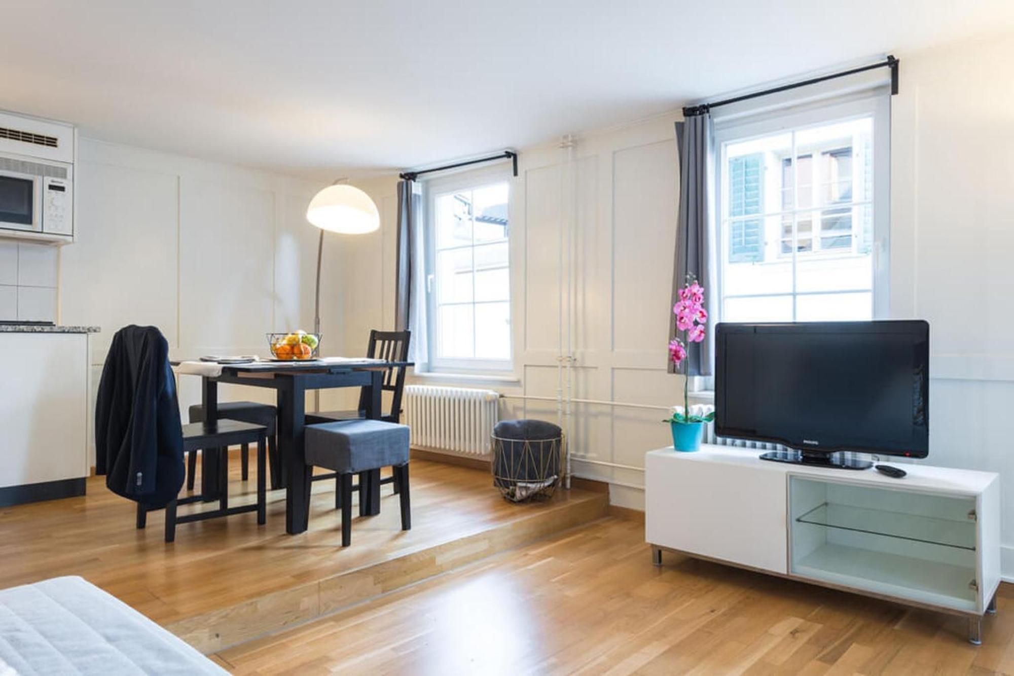 Hitrental Zeughausgasse - Apartment ซูก ภายนอก รูปภาพ